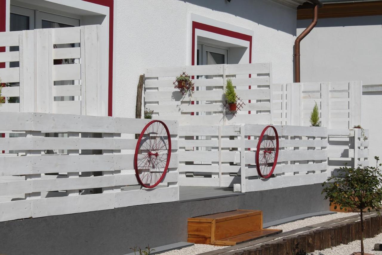 Apartament Ehm Mesteri